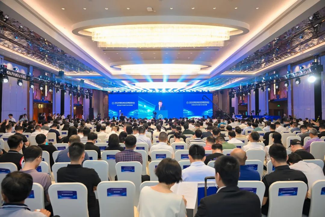 尊龙凯时集团与中国投资协会达成战略合作